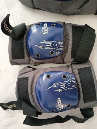 Patines en linea nº 44 + protecciones
