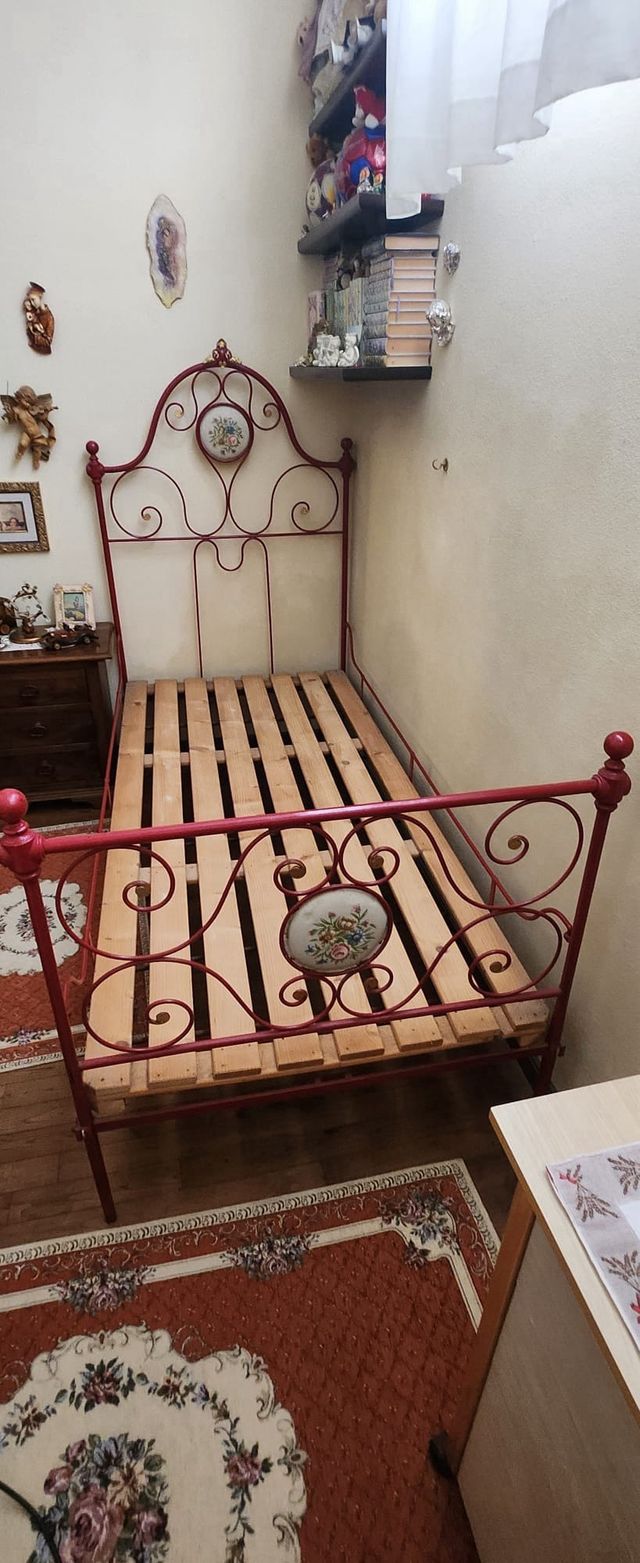 Letto da una piazza