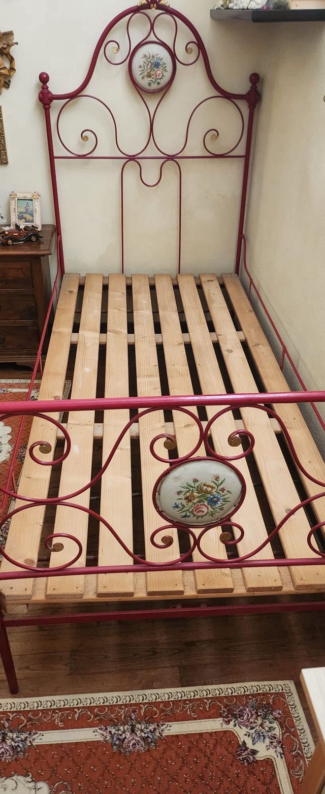Letto da una piazza