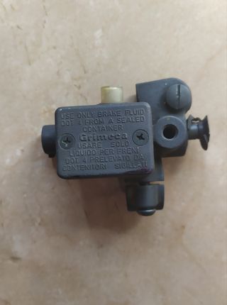 bomba de freno de piaggio nrg mc2