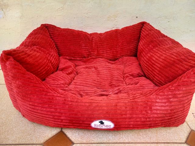 Camita para mascota color rojo