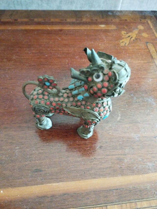Perro Dragón guardián tailandés antiguo