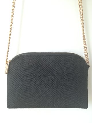 Bolso negro pequeño