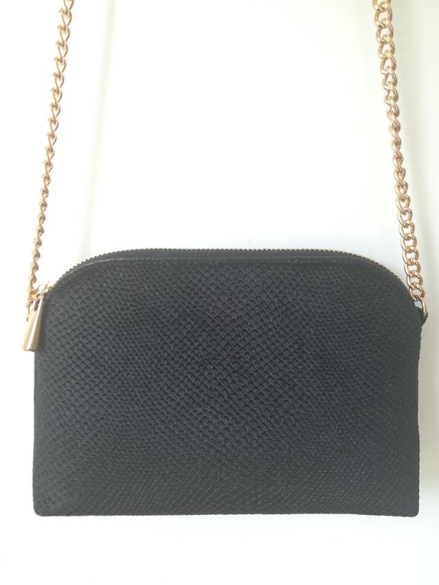 Bolso negro pequeño