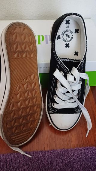 Zapatilla de lona niña