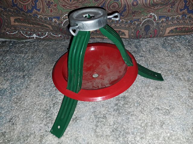 Base trepiede vintage per albero di natale