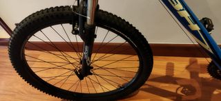 Bicicleta BH FS mountain bike