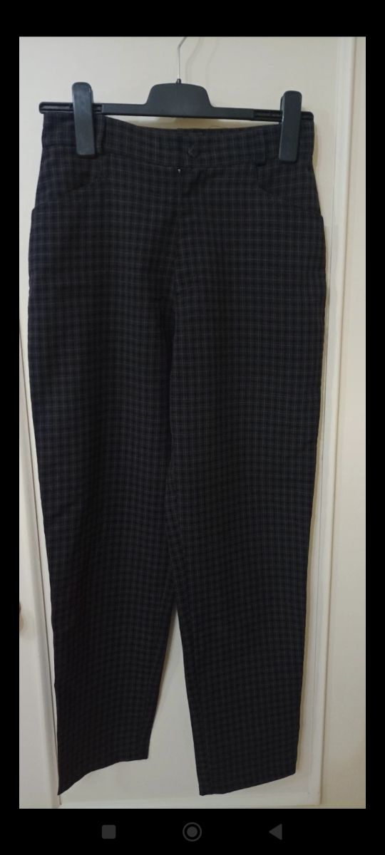 Pantalón señora marca Precchio