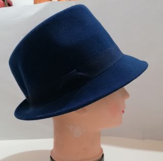 Cappello in feltro di lana 100 %