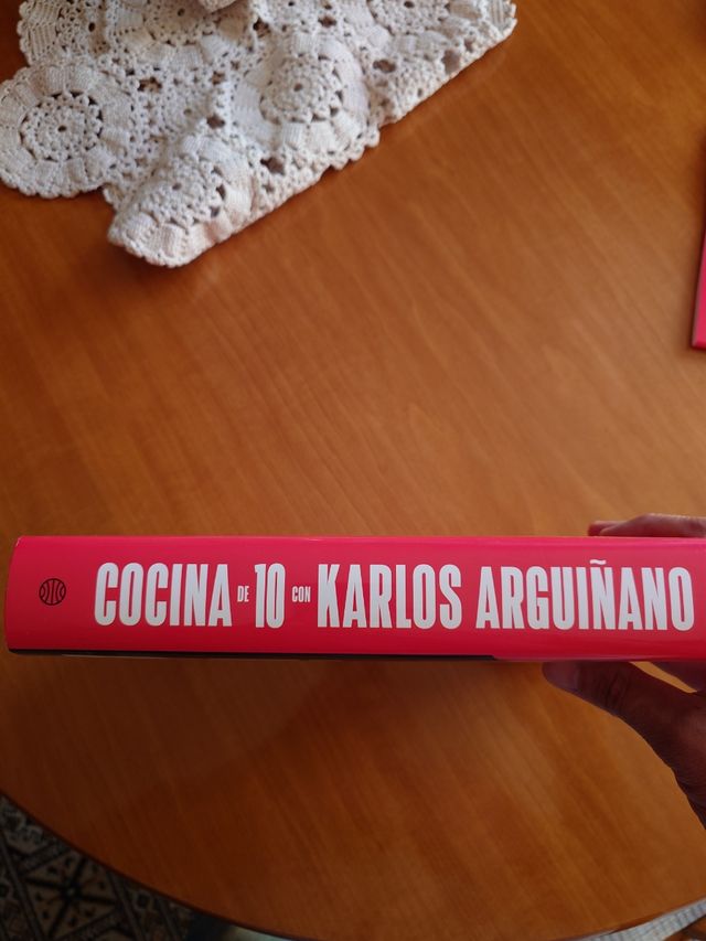 Cucina per 10 persone. Karlos Arguiñano
