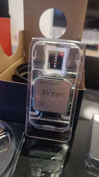 AMD Ryzen 5  1600AF