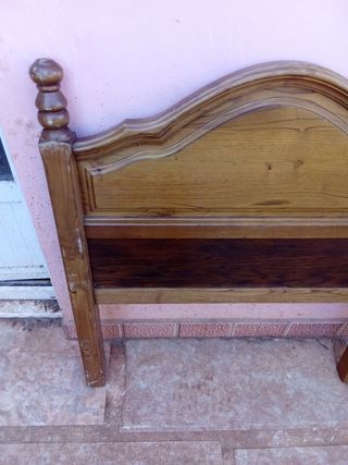 Cabecero de Castaño