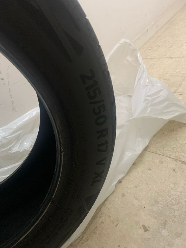 Rueda de coche CONTINENTAL