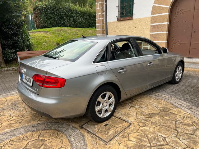 Audi A4 2.0 TDI 143CV 