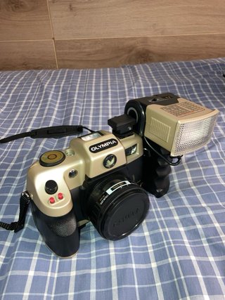 Cámara analógica vintage Olympia DL2000 35mm flash