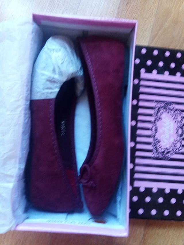 TALLA 33 A ESTRENAR MANOLETINAS