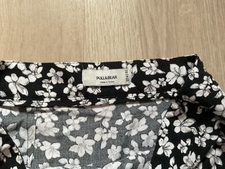 Falda pantalón de flores Pull & Bear talla M