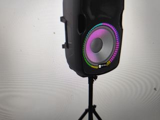 Altavox autoamplificado