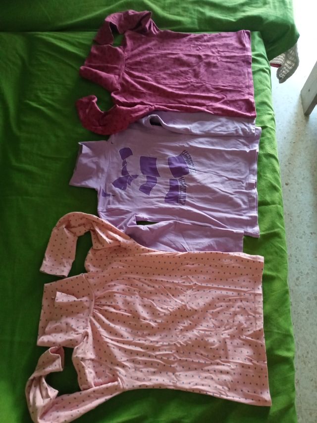 Lote3 camisetas cuello alto niña t 7 10eu/8