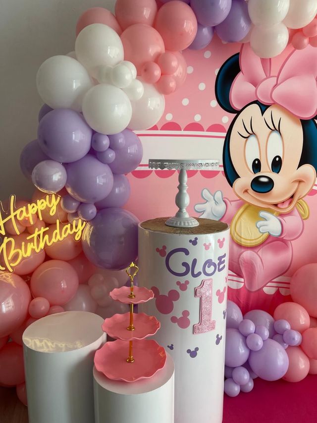 Decoracion globos Minnie bebe
