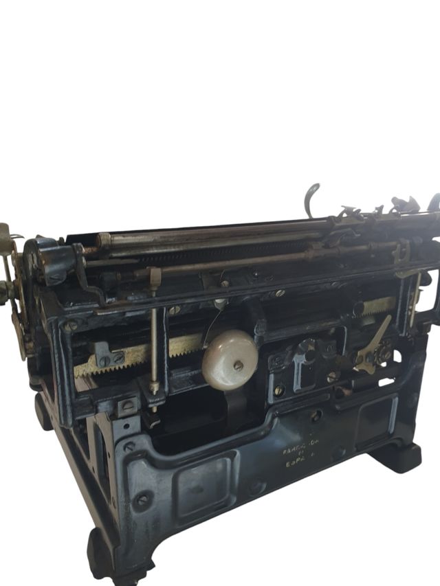 MACCHINA DA SCRIVERE hispano-olivetti M40