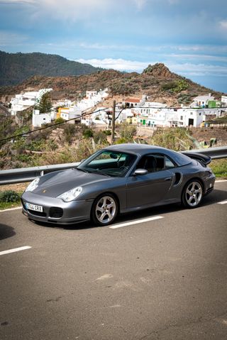Porsche 911 2004