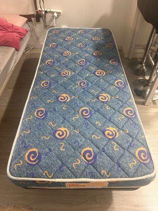 Cama somier plegable y colchon pikolinos