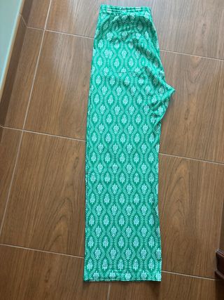 50% descuento pantalón y blusa 