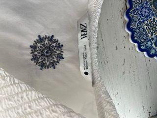 Blusa con detalles en azul marino
