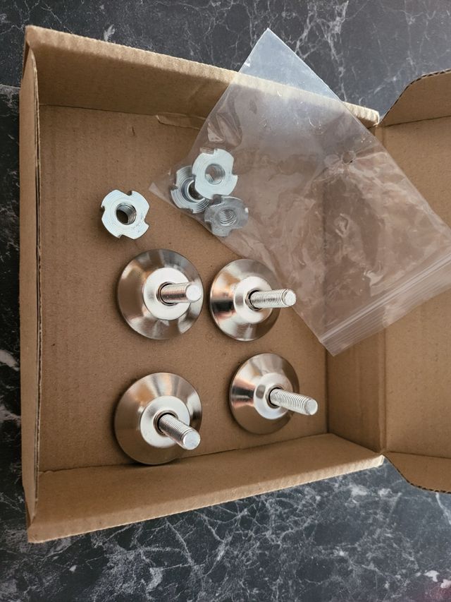 4 Patas para mesa nuevas