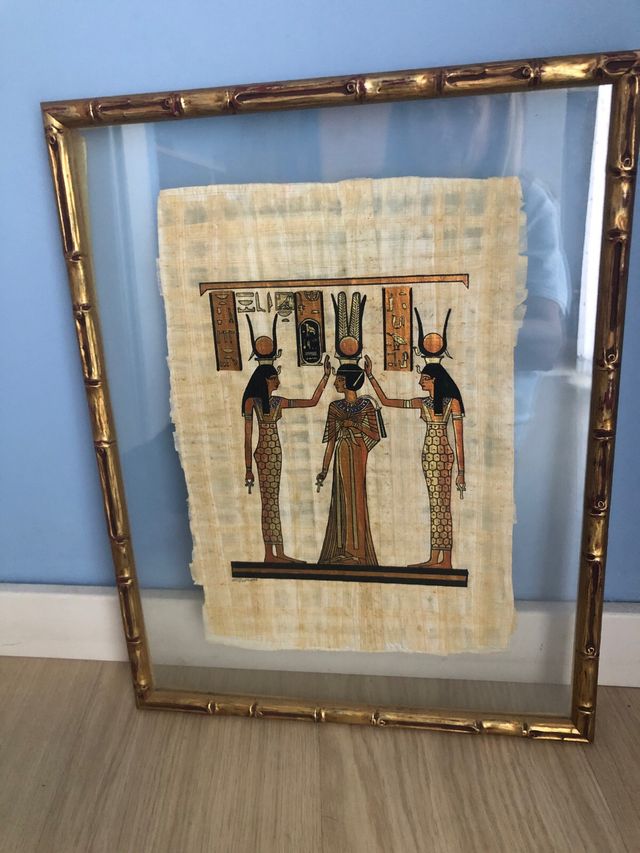 Bonito Papiro con sello