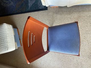 Vendo silla de madera