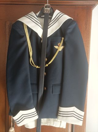 Traje de comunión.
Talla 10.