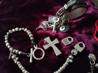 Pulseras uno de 50, Sin Receta