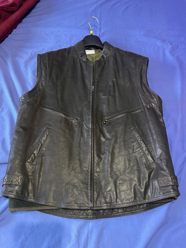 Chaleco de piel