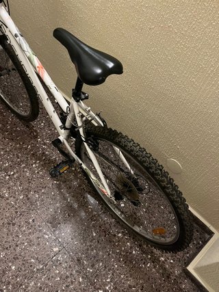 Bicicleta mujer Rochrider blanca