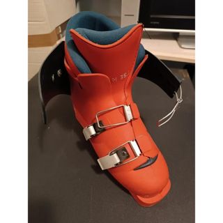 pack Esquís esquíes Rossignol Sierra + botas