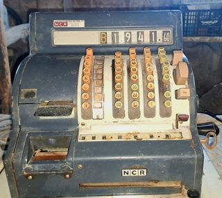 Caja registradora antigua NCR
