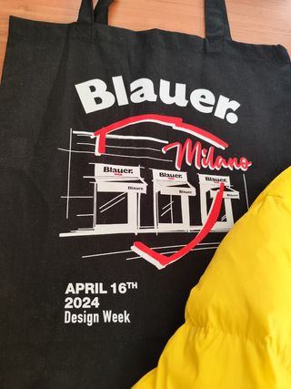 Espectacular plumífero Blauer talla L