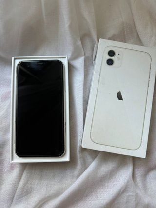 iPhone 11 como nuevo poco uso