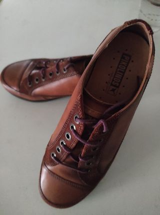 Zapatos Pikolinos