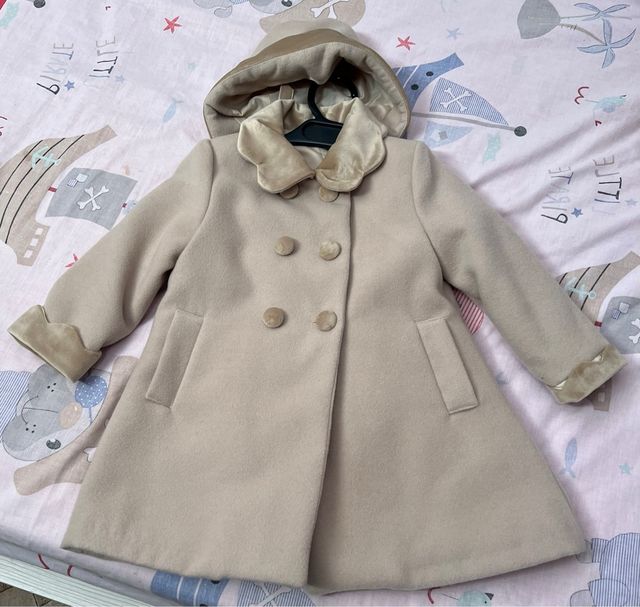 Abrigo niña