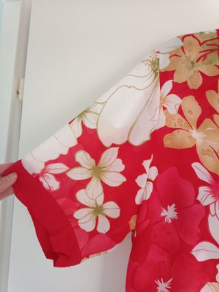 Blusa de flores talla 50