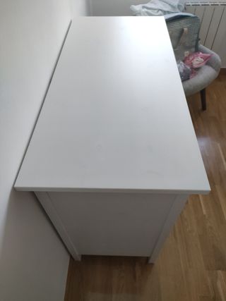 Comodo piano superiore Ikea Hemnes