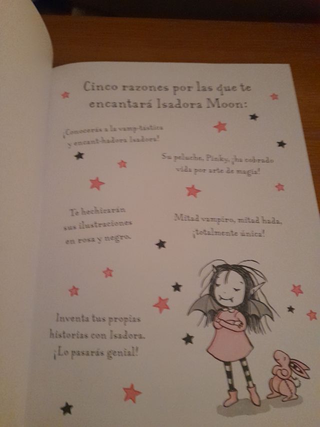 Isadora Moon NUEVO