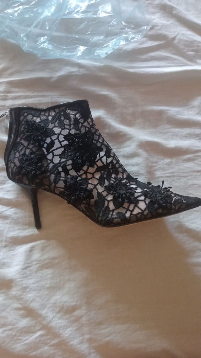 Botines exclusivos Zara