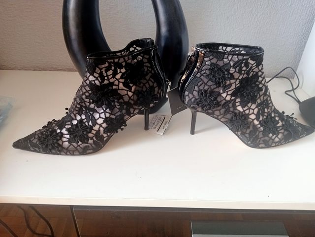 Botines exclusivos Zara
