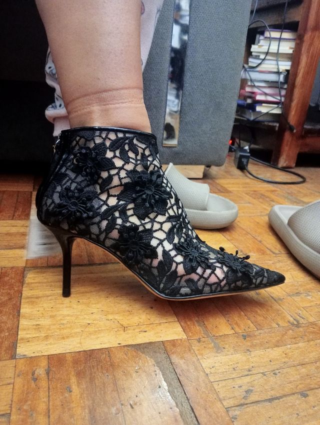 Botines exclusivos Zara