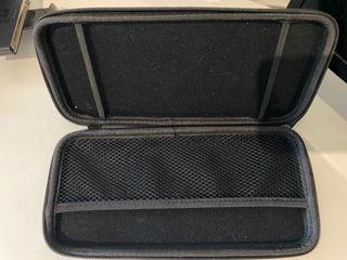 Nintendo Switch + accesorios (NO INCLUYE JUEGOS)