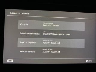Nintendo Switch + accesorios (NO INCLUYE JUEGOS)
